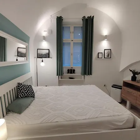 Borso Studioapartman Sopron Exterior photo