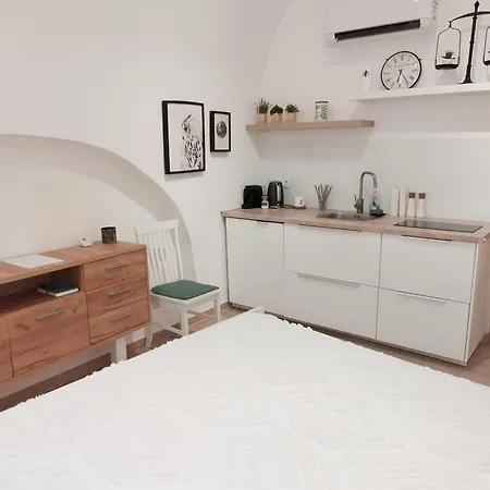 Borso Studioapartman Sopron Exterior photo